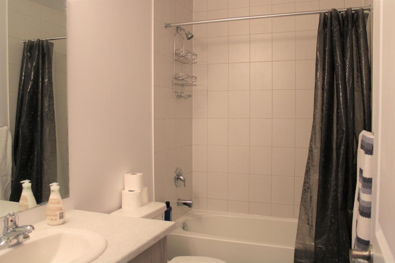 New Town House Barrie South Villa Luaran gambar